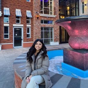 Meet your Posher, Arabella